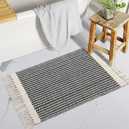 Boho Bathroom Rugs, Small 2x3 Front Door Mat Lightweight Kitchen Rug Woven Cotton Area Rug with Tassels, Farmhouse Washable Bla